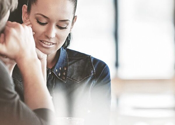 Aparaty Słuchowe: Jak Dobrać Idealne Rozwiązanie